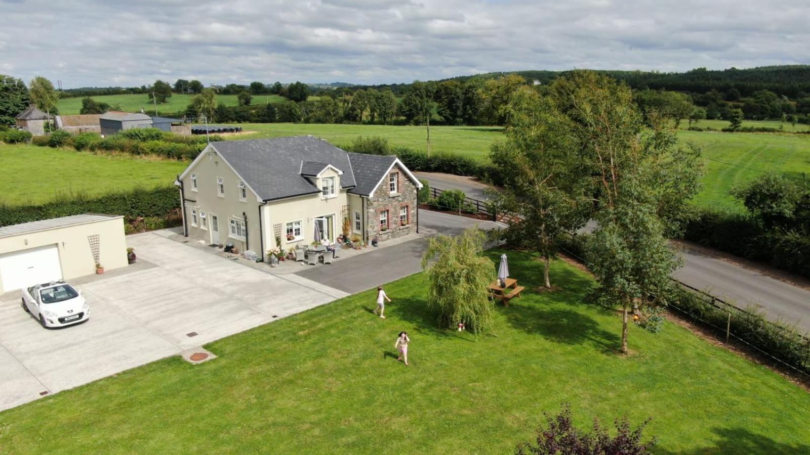 Nellies Cottage B&B Kilcogy 외부 사진